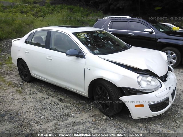 3VWEG71K87M144832 - 2007 VOLKSWAGEN JETTA WOLFSBURG WHITE photo 1