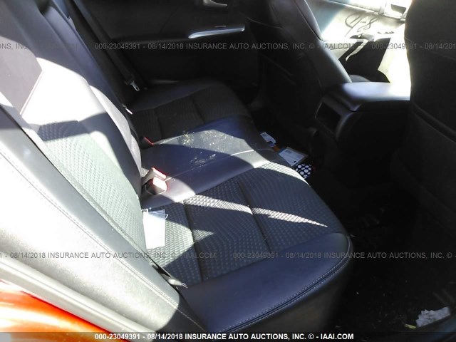 4T1BF1FK7EU757057 - 2014 TOYOTA CAMRY L/SE/LE/XLE 红色 照片 8