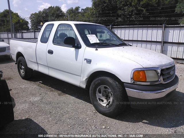 2FTRX17W34CA78967 - 2004 FORD F-150 HERITAGE CLASSIC WHITE photo 1