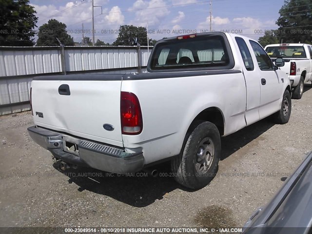 2FTRX17W34CA78967 - 2004 FORD F-150 HERITAGE CLASSIC WHITE photo 4