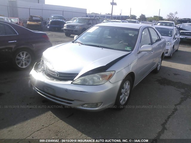 4T1BE30K13U162841 - 2003 TOYOTA CAMRY LE/XLE/SE Gümüş foto 2