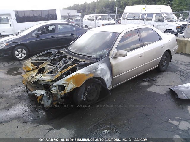 JT2BG22K2X0282563 - 1999 TOYOTA CAMRY LE/XLE 米色 照片 2