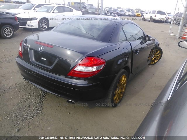 WDBWK56F76F085680 - 2006 MERCEDES-BENZ SLK 350 BLACK photo 4