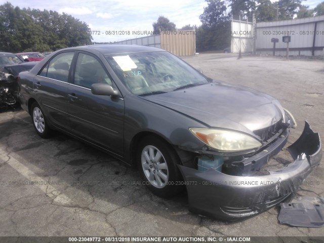 4T1BE32K92U588918 - 2002 TOYOTA CAMRY LE/XLE/SE Сұр фото 1