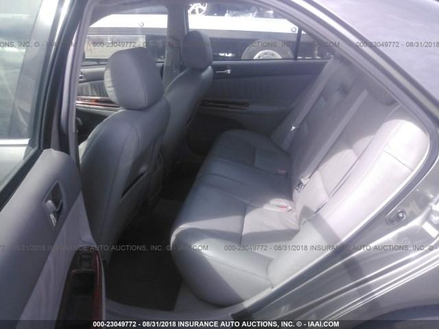 4T1BE32K92U588918 - 2002 TOYOTA CAMRY LE/XLE/SE Сұр фото 8