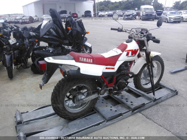 JYA2JY00XHC000534 - 1987 YAMAHA TW200 RED photo 4