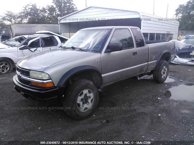 1GCCT19X338268069 - 2003 CHEVROLET S TRUCK S10 TAN photo 2