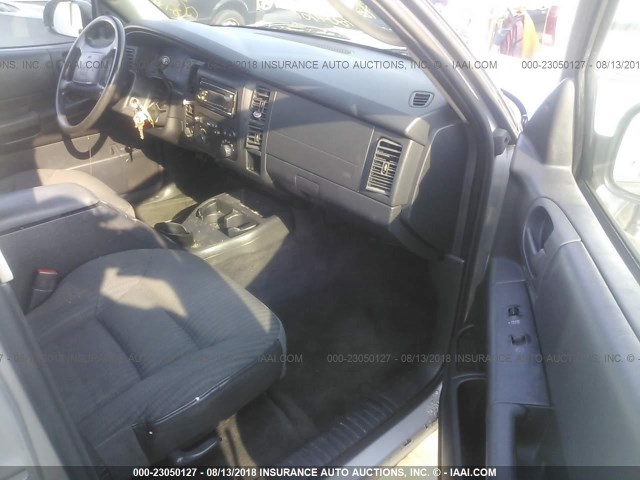 1B4HS38N92F131326 - 2002 DODGE DURANGO SPORT/SXT SILVER photo 5