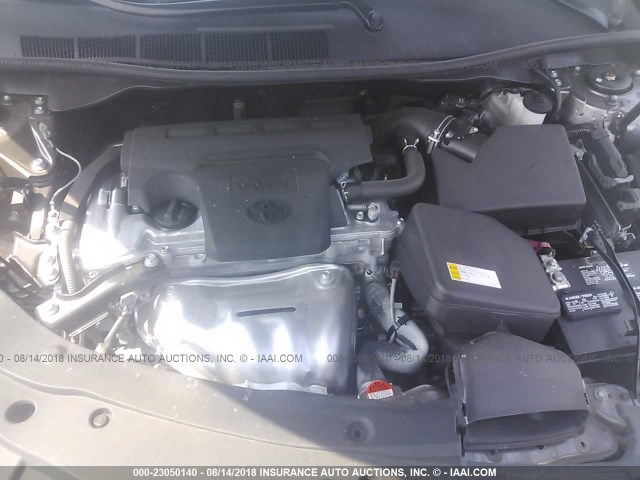 4T4BF1FK3GR546401 - 2016 TOYOTA CAMRY LE/XLE/SE/XSE 灰色 照片 10