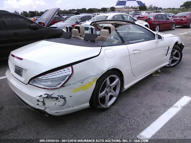 WDDJK6FA6GF040355 - 2016 MERCEDES-BENZ SL 400 WHITE photo 4