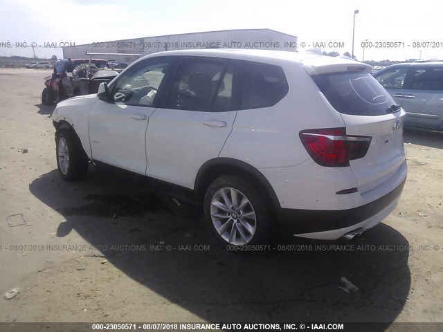 5UXWX9C53E0D15790 - 2014 BMW X3 XDRIVE28I WHITE photo 3