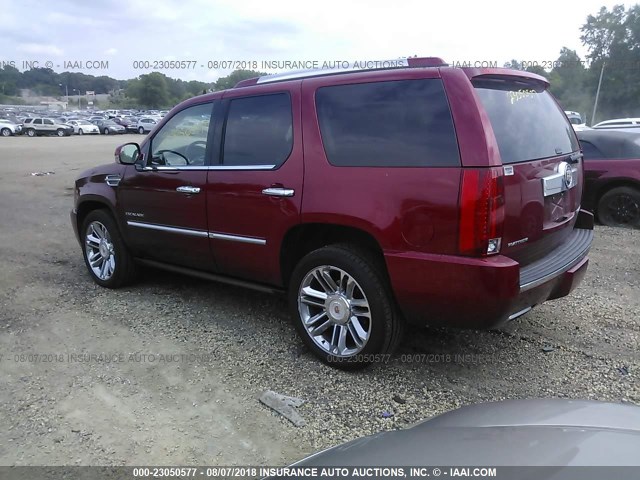 1GYS4DEF1DR208921 - 2013 CADILLAC ESCALADE PLATINUM MAROON photo 3