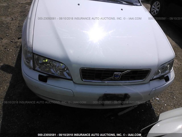 YV1VS27534F034945 - 2004 VOLVO S40 1.9T WHITE photo 6