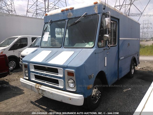 1GTHP32T0H3502203 - 1987 GMC VALUE VAN P3500 BLUE photo 2