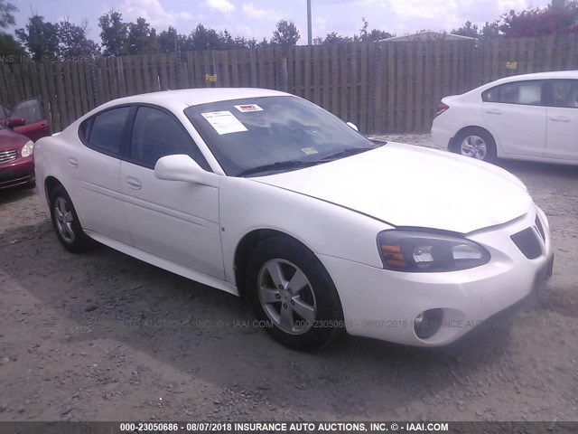 2G2WP582371174530 - 2007 PONTIAC GRAND PRIX WHITE photo 1