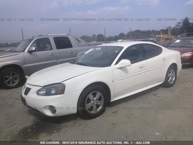 2G2WP582371174530 - 2007 PONTIAC GRAND PRIX WHITE photo 2