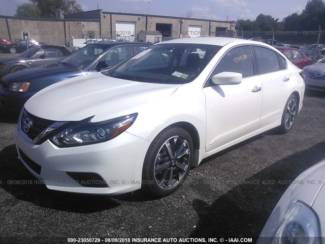 1N4BL3AP8HC167445 - 2017 NISSAN ALTIMA 3.5SL/3.5 SR WHITE photo 2