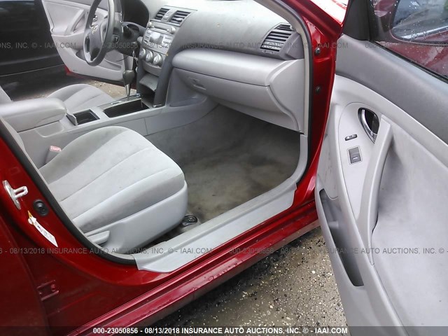 4T1BF3EK1AU514190 - 2010 TOYOTA CAMRY SE/LE/XLE 红色 照片 5