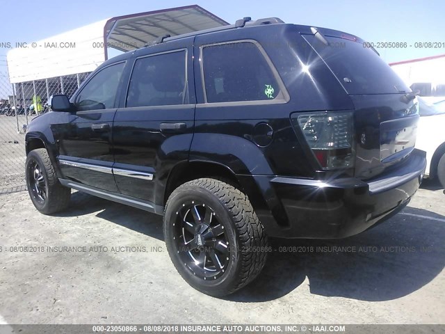 1J4HR48N35C713474 - 2005 JEEP GRAND CHEROKEE LAREDO/COLUMBIA/FREEDOM BLACK photo 3