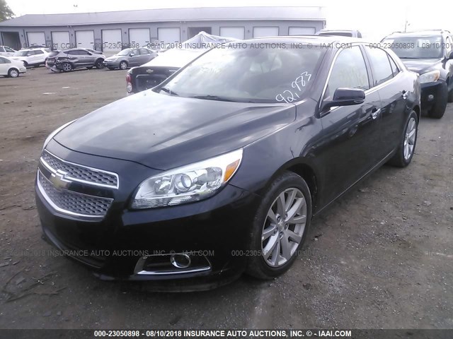 1G11H5SAXDF178011 - 2013 CHEVROLET MALIBU LTZ 黑色 照片 2