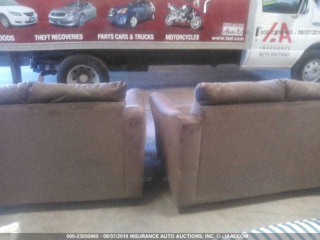 254698 - 1902 2 COUCHES COUCH  BROWN photo 9