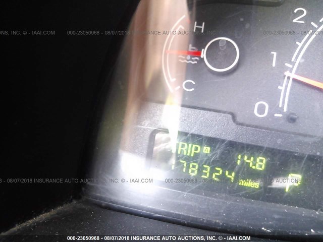 1LNHM87A24Y679308 - 2004 LINCOLN LS 蓝色 照片 7