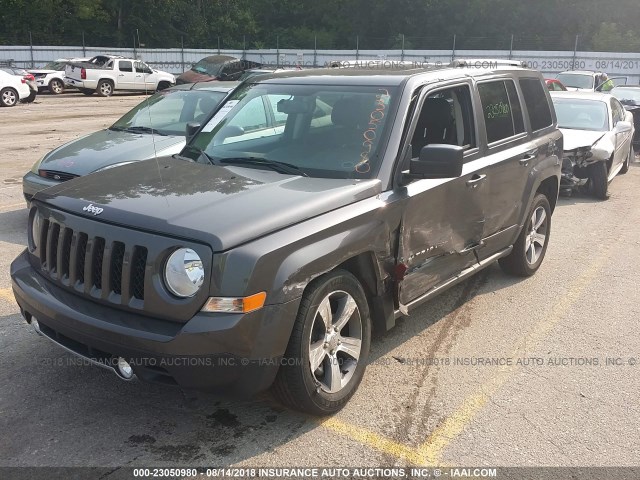 1C4NJPFA8GD710228 - 2016 JEEP PATRIOT LATITUDE GRAY photo 2