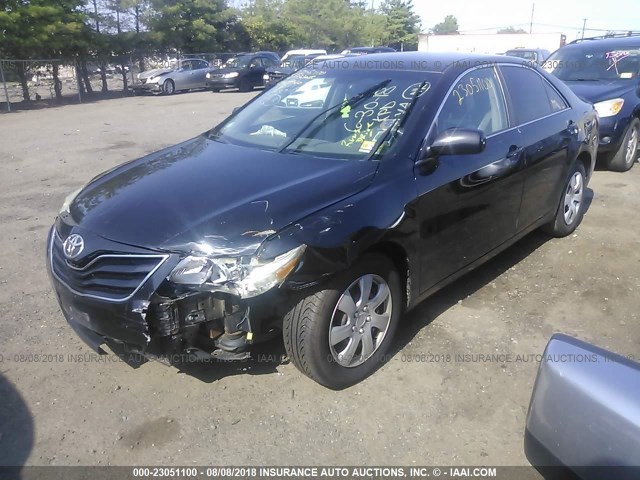 4T4BF3EK3BR188352 - 2011 TOYOTA CAMRY SE/LE/XLE BLACK photo 2