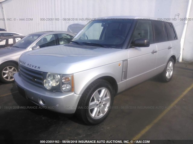 SALME11494A147212 - 2004 LAND ROVER RANGE ROVER HSE SILVER photo 2