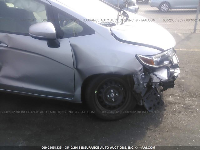 3HGGK5H47KM703819 - 2019 HONDA FIT LX SILVER photo 6