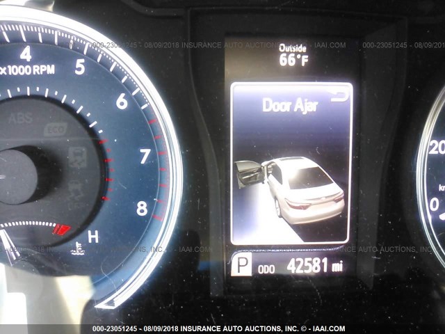 4T1BF1FK9GU586766 - 2016 TOYOTA CAMRY LE/XLE/SE/XSE WHITE photo 7