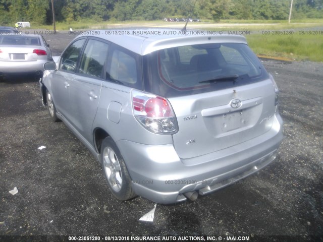 2T1KR30E78C718674 - 2008 TOYOTA COROLLA MATRIX XR SILVER photo 3