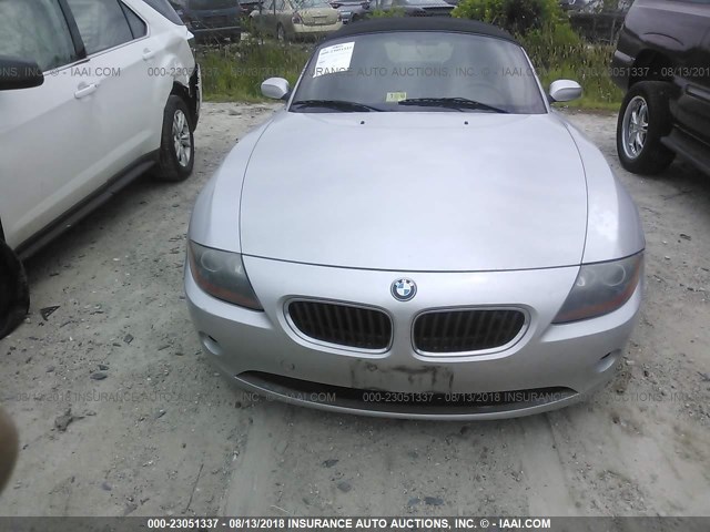 4USBT33423LS45203 - 2003 BMW Z4 2.5 SILVER photo 6