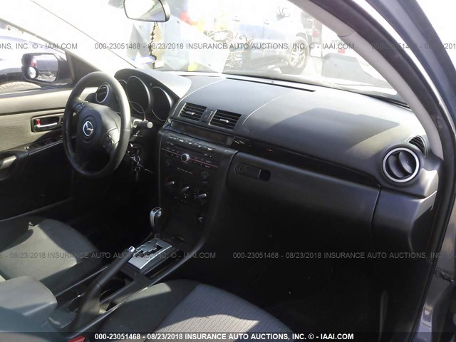 JM1BK32F081132316 - 2008 MAZDA 3 I GRAY photo 5