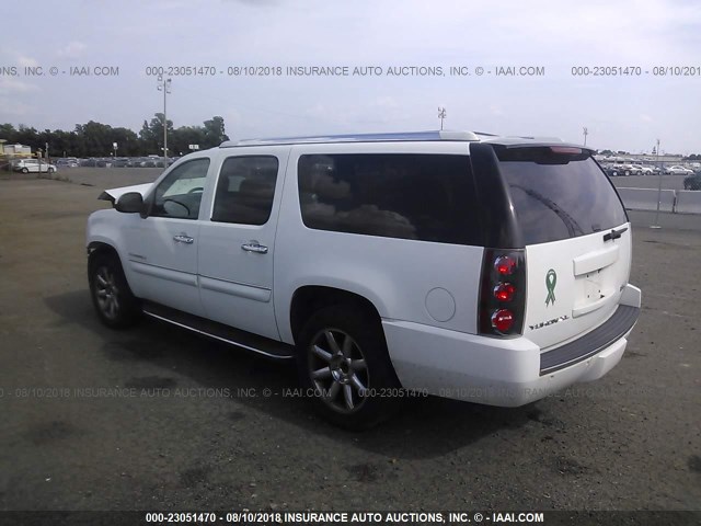 1GKFK66807J256622 - 2007 GMC YUKON XL DENALI WHITE photo 3