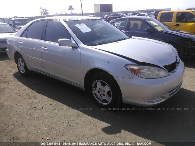 4T1BE32K33U694444 - 2003 TOYOTA CAMRY LE/XLE/SE 银色 照片 1