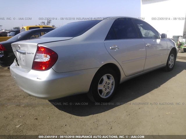 4T1BE32K33U694444 - 2003 TOYOTA CAMRY LE/XLE/SE 银色 照片 4