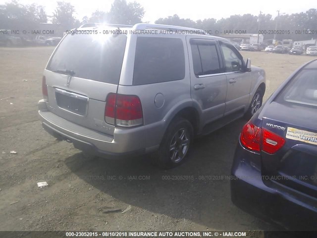 5LMEU88H44ZJ13575 - 2004 LINCOLN AVIATOR SILVER photo 4