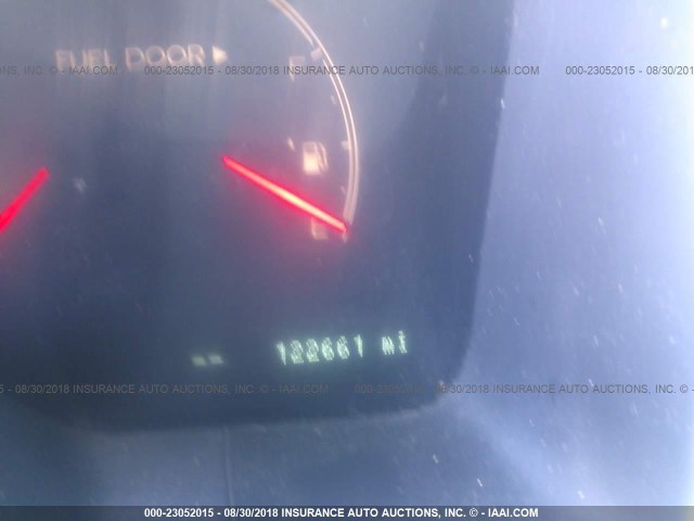 5LMEU88H44ZJ13575 - 2004 LINCOLN AVIATOR 银色 照片 7