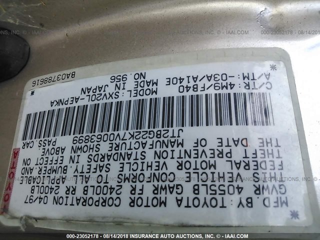 JT2BG22K7V0063899 - 1997 TOYOTA CAMRY LE/XLE 金色 照片 9