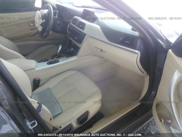 WBA3C3G50ENS67766 - 2014 BMW 320 I/XDRIVE GRAY photo 5