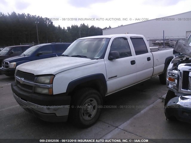 1GCHC23U93F234076 - 2003 CHEVROLET SILVERADO C2500 HEAVY DUTY WHITE photo 2