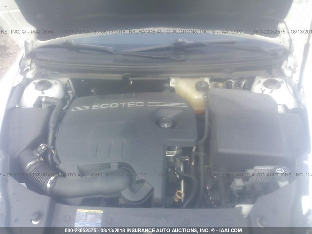 1G1ZH57B094268971 - 2009 CHEVROLET MALIBU 1LT WHITE photo 10