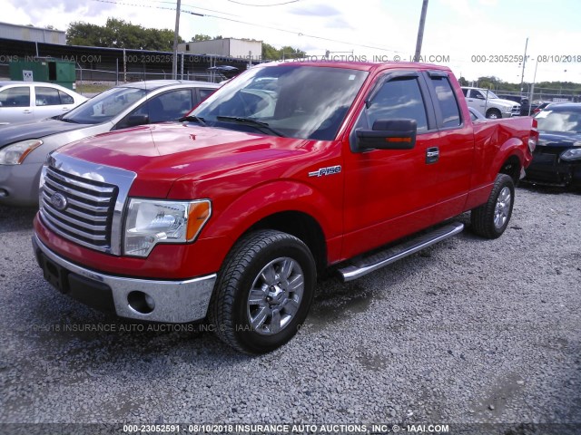 1FTFX1CF7BFC43901 - 2011 FORD F150 SUPER CAB RED photo 2