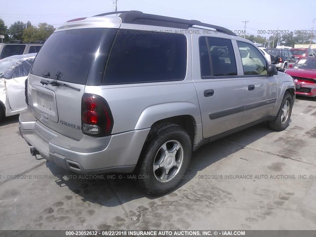 1GNES16S446193133 - 2004 CHEVROLET TRAILBLAZER EXT LS/EXT LT SILVER photo 4