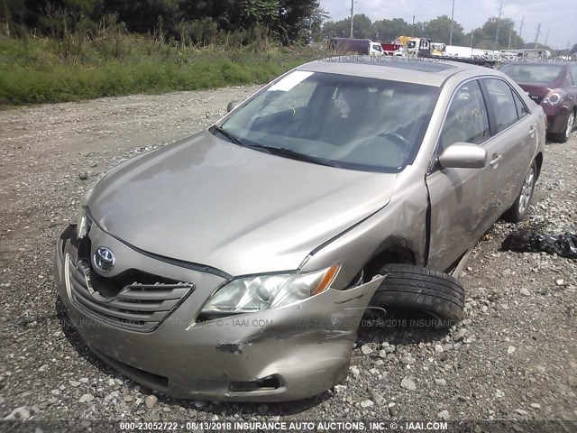 4T1BK46K67U545878 - 2007 TOYOTA CAMRY NEW GENERAT LE/XLE/SE GOLD photo 2