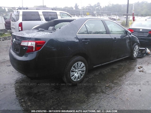 4T4BF1FK1ER337980 - 2014 TOYOTA CAMRY L/SE/LE/XLE Qara foto 4