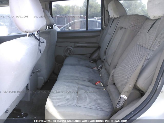 1J8HG48KX6C362980 - 2006 JEEP COMMANDER TAN photo 8