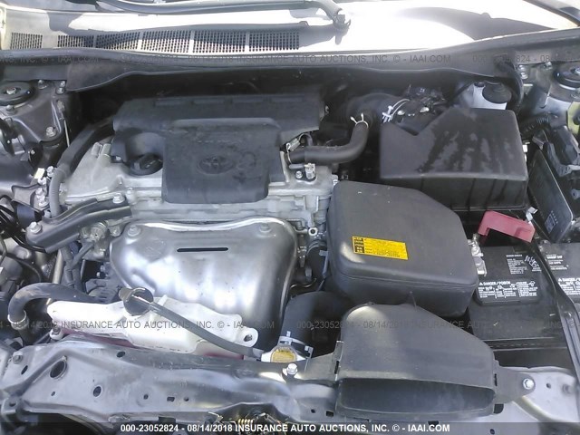 4T1BF1FK3EU372689 - 2014 TOYOTA CAMRY L/SE/LE/XLE ნაცრისფერი ფოტო 10