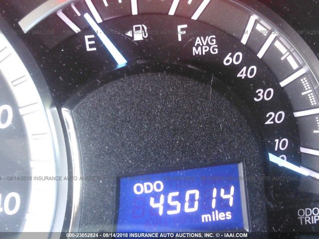 4T1BF1FK3EU372689 - 2014 TOYOTA CAMRY L/SE/LE/XLE ნაცრისფერი ფოტო 7